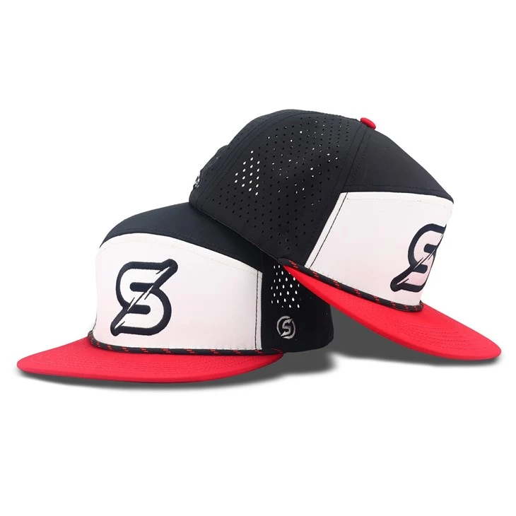 Neues Design modischer Buchstabe flach Stickerei Snapback Cap