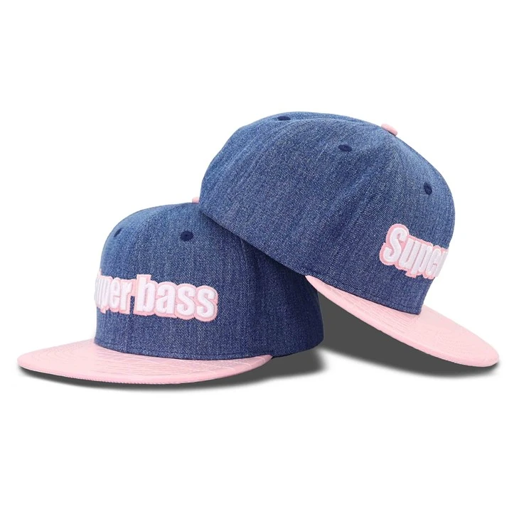 Pink Stickerei Denim Snapback Cap
